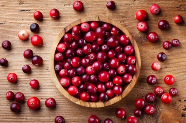 Изображение к статье: Чем клюква полезна для зубов?