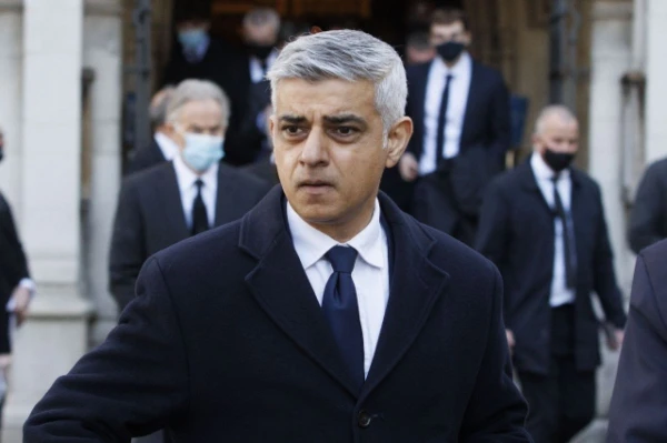 Изображение к статье: Мэр Лондона обвинил Трампа в расизме и исламофобии