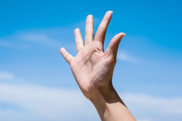 Изображение к статье: Врач порекомендовал при бессоннице «дышать пальцами»