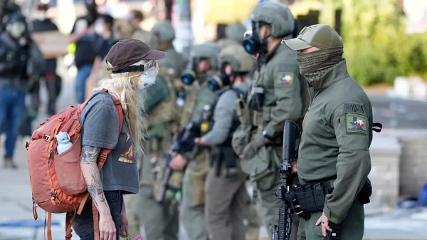 Изображение к статье: «Разрешаю применять полную силу»: Трамп отправляет войска в Портленд