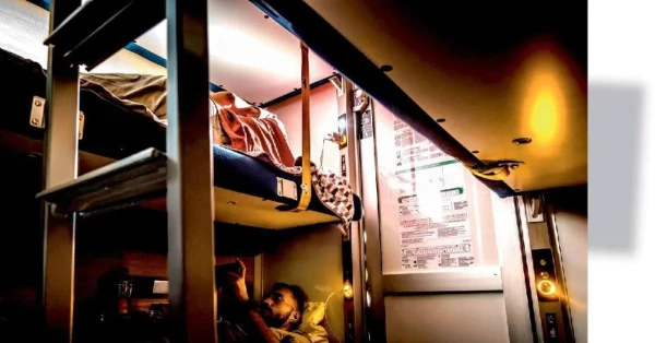 Изображение к статье: А так было нормально - лег спать в Париже, проснулся в Вене.