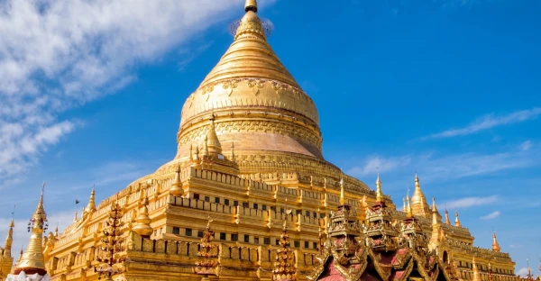 Изображение к статье: Величественный Золотой храм.