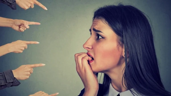 Изображение к статье: Как перестать переживать из-за мнения окружающих