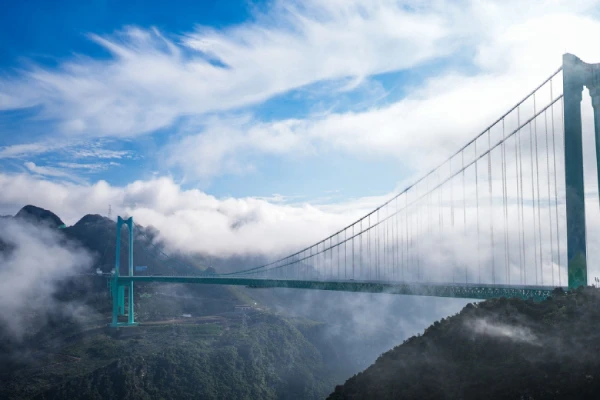 Изображение к статье: Через "Трещину Земли" сейчас можно будет безопасно переехать.