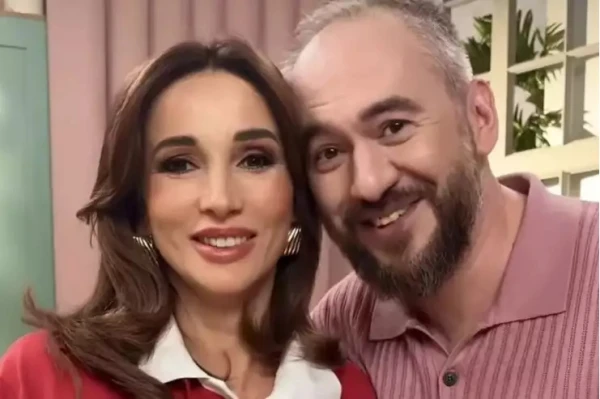 Изображение к статье: За господином Златопольским она себя чувствовала, как за каменной стеной.