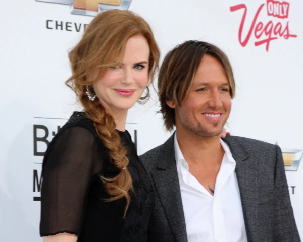 Изображение к статье: Кит Урбан бросил Кидман ради другой: развод подтверждён