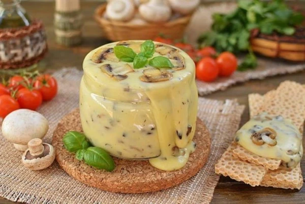 Изображение к статье: Плавленый сыр: в чем опасность для здоровья