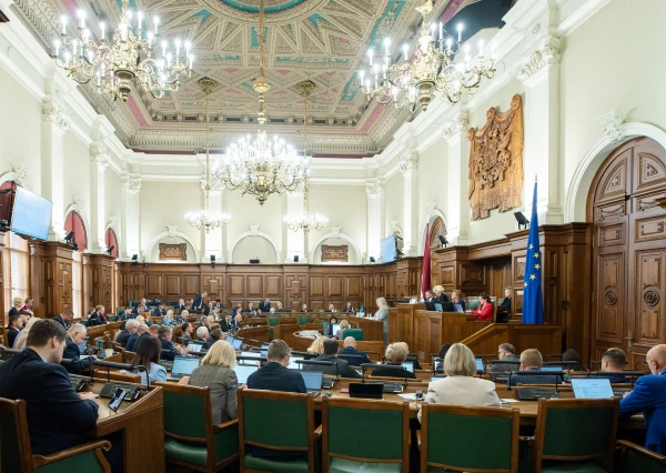 Изображение к статье: Отставка Силини, гражданство Авена, игры с НДС, секс-компромат: в Сейме сегодня будет горячо