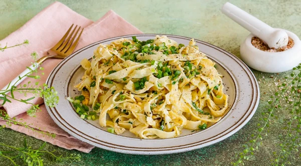 Изображение к статье: Как сварить макароны без кастрюли — 2 самых интересных способа