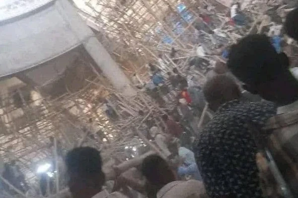 Изображение к статье: В эфиопской церкви обрушились строительные леса — погибли не менее 30 человек