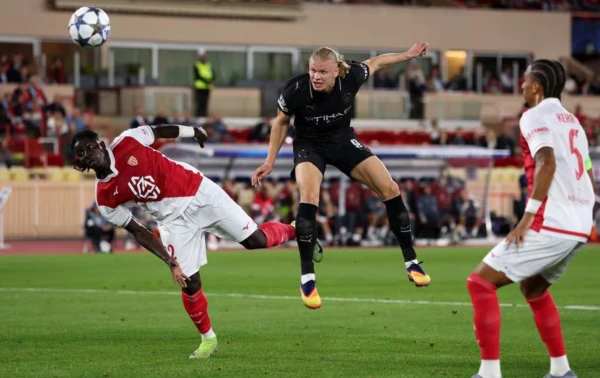 Изображение к статье: Лига чемпионов. Эрлинг Холанд забил дважды, однако «Манчестер Сити» не удержал победу