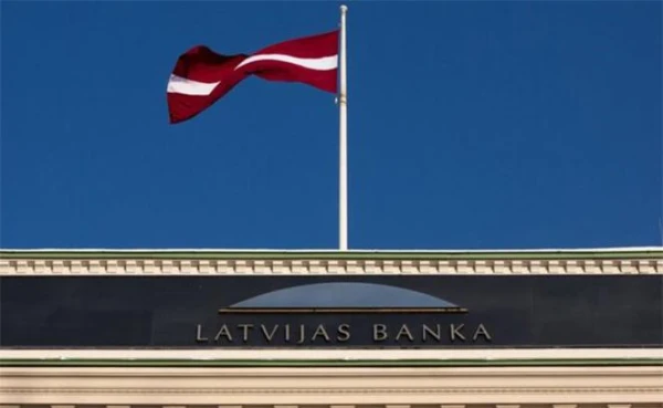 Изображение к статье: Банки гонят обратно в провинцию. Кто заплатит?