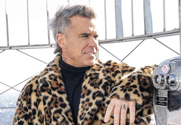 Изображение к статье: Артист выглядит несколько старше паспортного возраста.