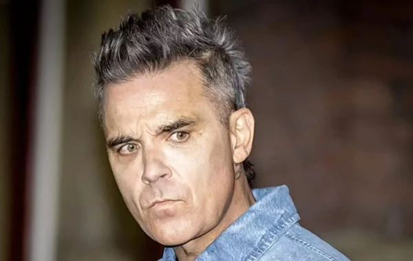 Изображение к статье: Популярный английский артист шокирован поведением турок.