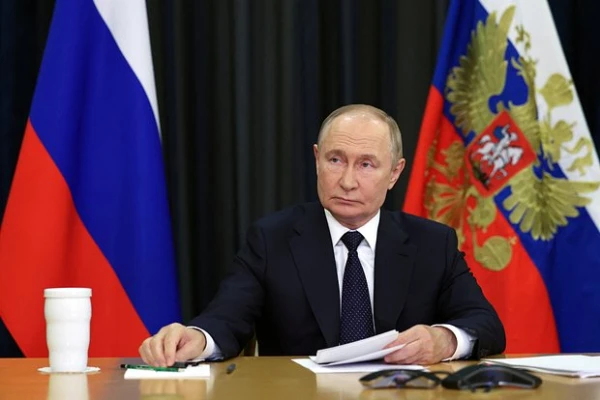 Изображение к статье: Внезапно: Арестович похвалил Путина