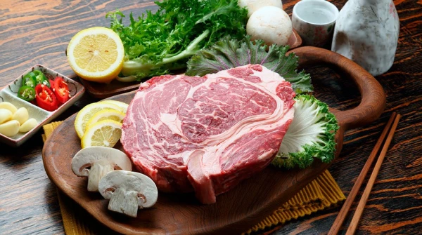 Изображение к статье: Продукты, которые могут сокращать жизнь: что есть с осторожностью