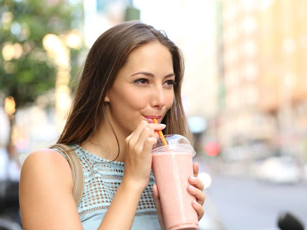 Изображение к статье: 13 привычек, которые старят тебя раньше времени