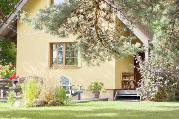 Изображение к статье: Сдается домик в деревне: налоговики Латвии требуют свою долю