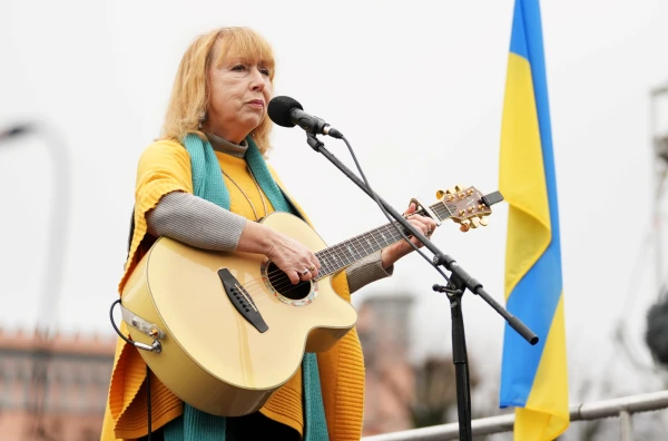 Изображение к статье: «Я вовсе не какая-то богатая дама!» Акуратере рассказала, как живёт на пенсии