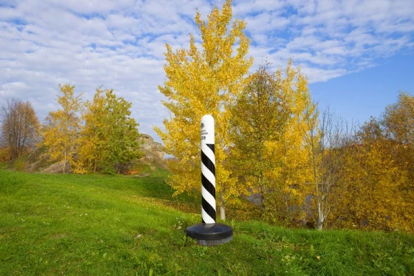 Изображение к статье: Замечен враг! Эстония закрывает проезд через Саатсеский сапог