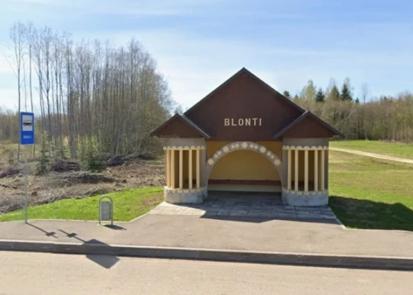Изображение к статье: Автобусная остановка в Блонти - советское наследие, ставшее гордостью Лудзенского края
