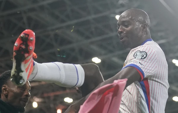 Изображение к статье: ЧМ-2026. Закрутка в группе «D»: исландцы отобрали очки у Франции без Мбаппе, украинцы с трудом справились с Азербайджаном