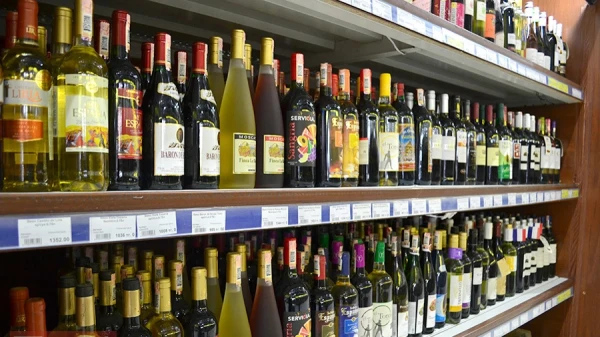 Изображение к статье: Магазинные полки не дают впечатления, что ты в исламской стране.