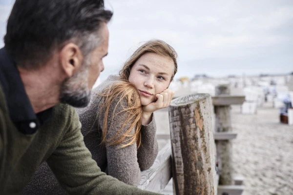 Изображение к статье: Двадцать лет спустя: можно ли в Латвии взыскать алименты с биологического отца