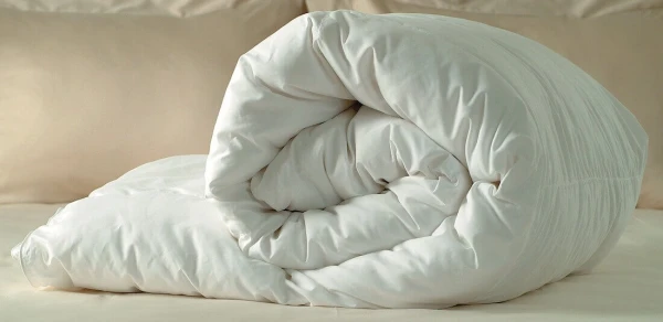 Изображение к статье: 3 способа постирать одеяло, которое не помещается в стиральную машину