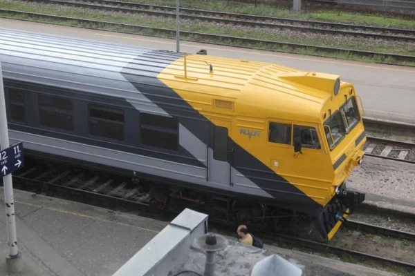 Изображение к статье: На Юрмальском направление вместо отмененных электричек запустят автобусы (РАСПИСАНИЕ)