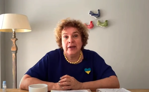 Изображение к статье: «В Британии с этим лучше чем в России!» Заслуженный учитель РФ рассказала о пропаганде