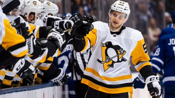 Изображение к статье: Теодор Блюгер и его «Ванкувер» выиграли у команды Александра Овечкина