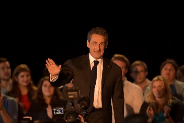 Изображение к статье: Саркози начинает отбывать пятилетний тюремный срок