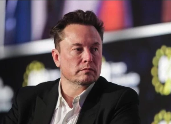 Изображение к статье: Маск захотел управлять армией роботов