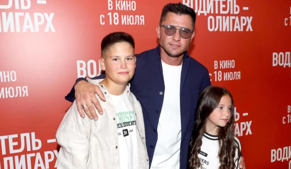 Изображение к статье: Павел Прилучный поддерживает выбор сына жить с матерью: адвокат актера о скандальной апелляции