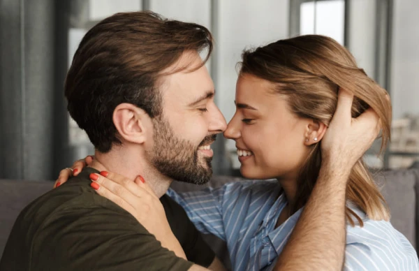 Изображение к статье: Почему стоит выбрать мужчину, который любит вас сильнее: 5 аргументов психолога