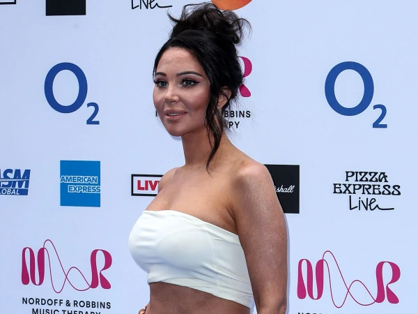 Изображение к статье: Она решила подарить свою красоту достойному.