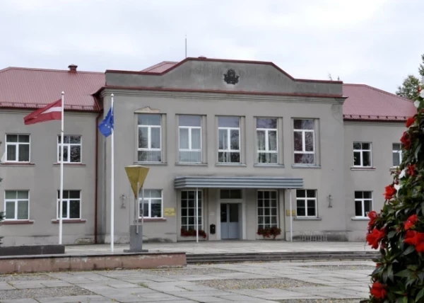 Изображение к статье: Городок с 200 жителями хочет переименовать улицу, названную председателем колхоза