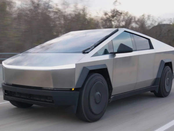 Изображение к статье: Tesla отзывает более 63 000 «кибертраков»  из-за дефекта системы освещения