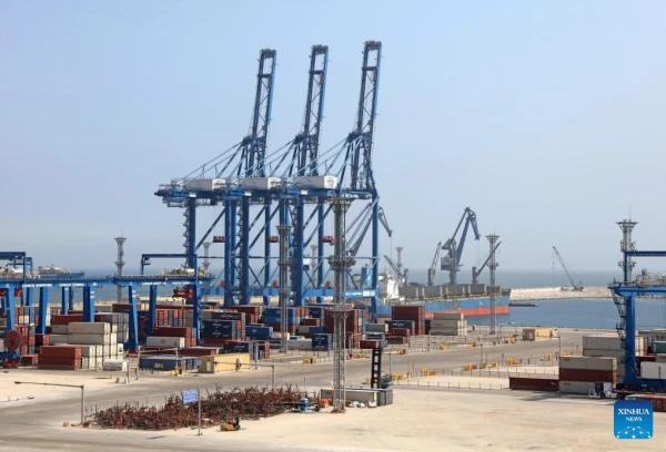 Изображение к статье: Китайский порт Чанкай на Тихом океане в Перу.