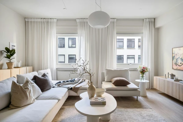 Изображение к статье: У 20-летнего человека мошенники украли квартиру звонком по телефону