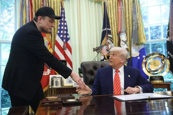 Изображение к статье: Трамп раскрыл свои отношения с Маском