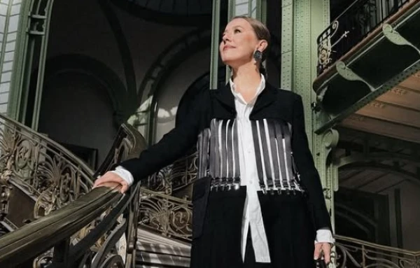 Изображение к статье: Ксения Анатольевна любит покрасоваться.