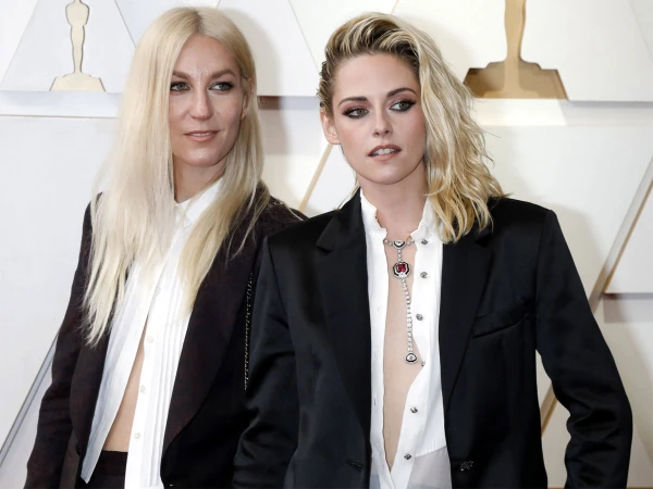 Изображение к статье: Кристен Стюарт и Дилан Мейер.