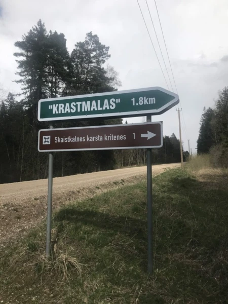 Изображение к статье: В Скайсткалне продолжает драматически расти карстовая воронка