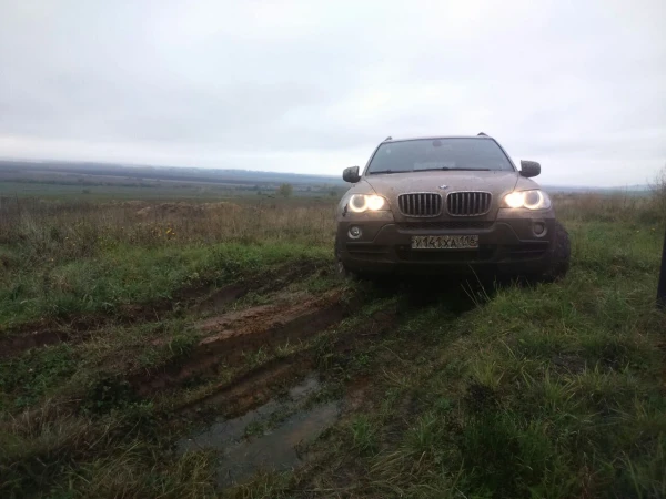 Изображение к статье: Кажется, этот баварец заехал не туда.