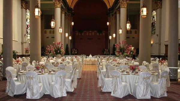 Изображение к статье: Бывший собор без алтаря.