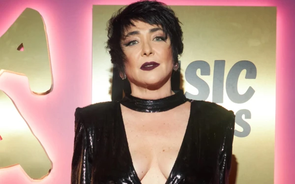 Изображение к статье: Госпожа Милявская сразила копов своей красотой.