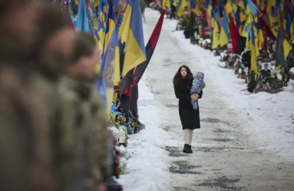 Изображение к статье: Кто поможет погасить долги Украине? Задолженность выросла на 300%