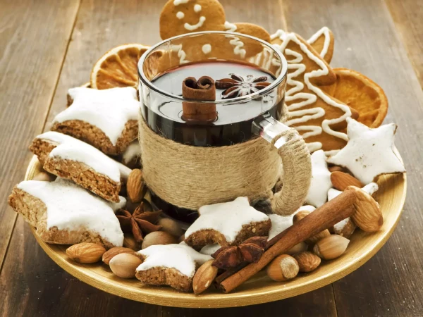Изображение к статье: Усилить вкус вина и создать идеальную пару: что подавать к глинтвейну